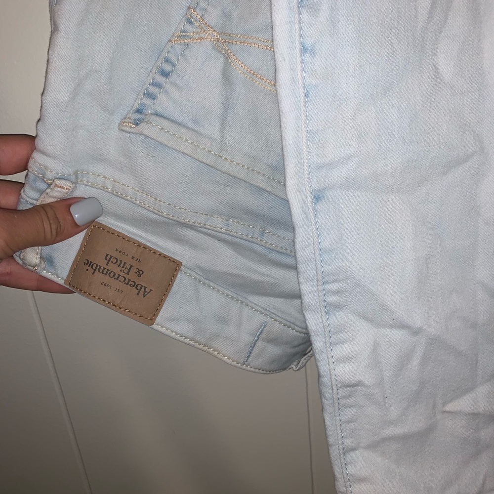 Light light wash jeans